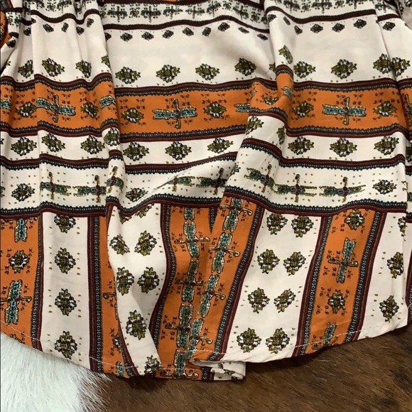 Super cute off-shoulder blouse - Picture 4 of 4